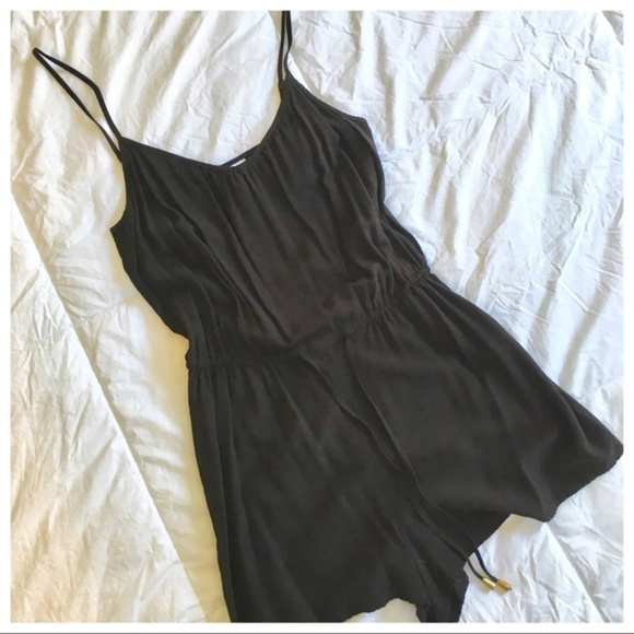 H&M Romper in Lightweight Woven Fabric - Picture 6 of 6